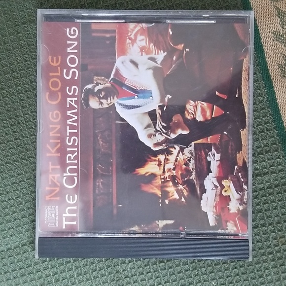🎄NAT KING COLE CHRISTMAS CD - Picture 2 of 7